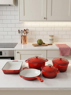 Kola 8-piece enameled cast iron set